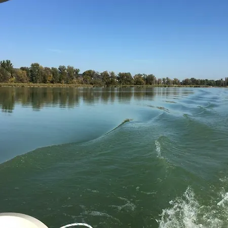 Andre & Moni Apartment *